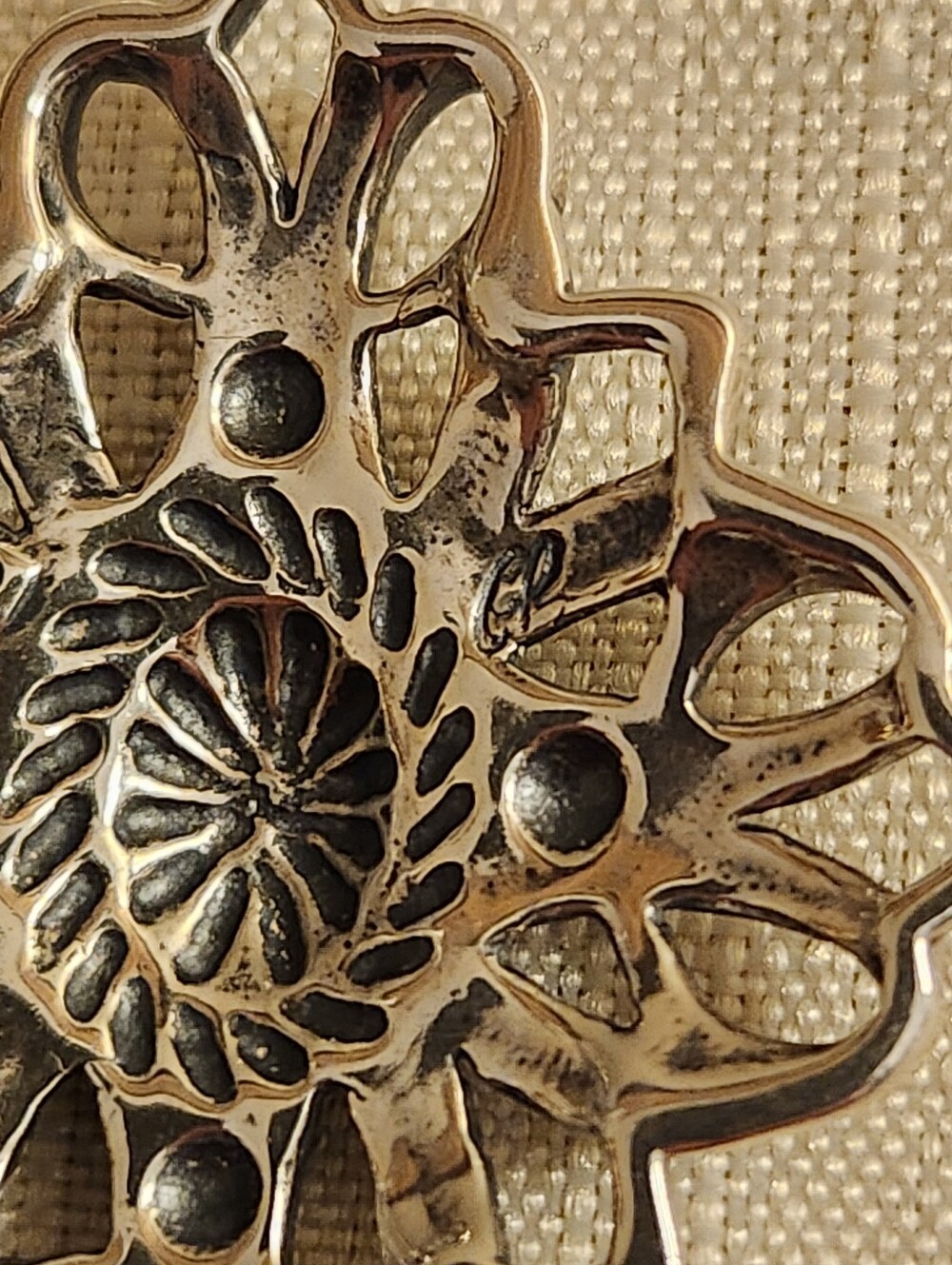 Sterling Silver Floral Filigree Pendant - Picture 6 of 7